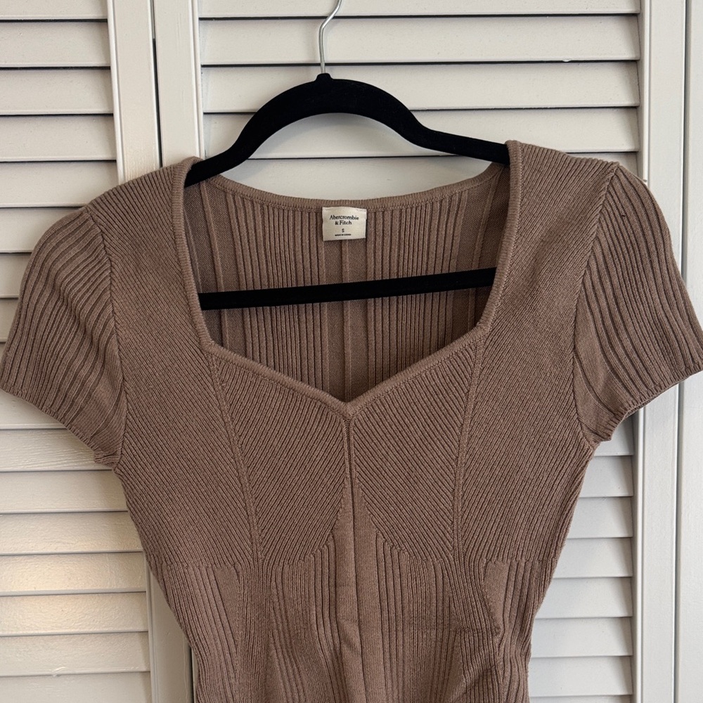 Abercrombie & Fitch Taupe Ribbed Square Neck Short Sleeve Top
